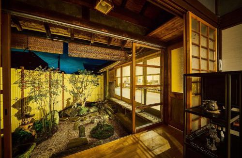 Fukusaki Villa | Tetsu-juro former Ogunis residence , Himeji Castles back parlor-like"400-year-old inn"