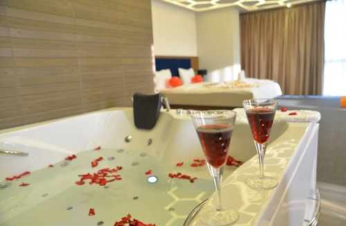 Kurtkoy Hotel | Tevetoglu Hotel