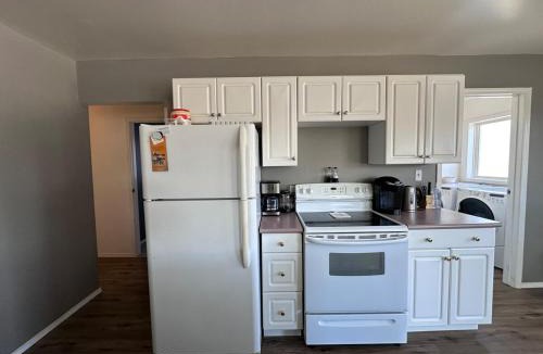 Vananda Apartment | Texada Hunter Hiker friendly suite