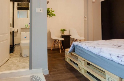 Phra Borom Maha Ratchawang Hotel | Standard Double Room +Breakfast