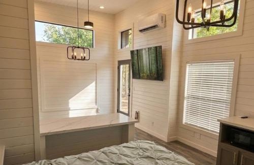 Cottonwood-Verde Village House | TH22 Spacious Tiny Home 22 - 15 min to Sedona