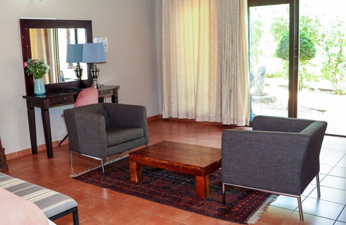 Rustenburg House | Thaba Legae Guest Lodge