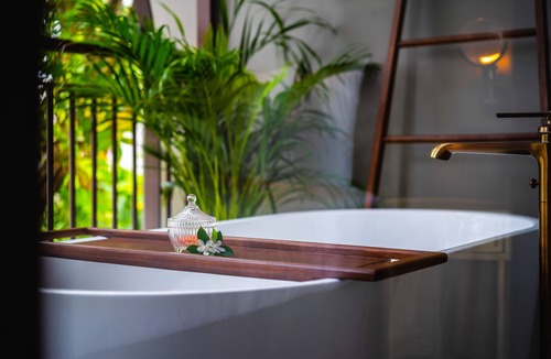Maret Hotel | Thai Fight Hotel