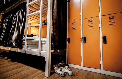 Chang Khlan Hostel | Thai Thai Hostel