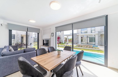Ofrinion Villa | Thalassa Three-Bedroom Villa with Private Pool