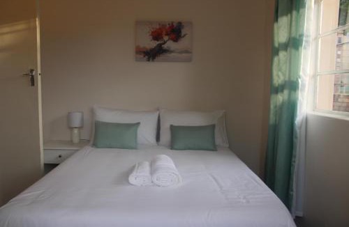 Grahamstown House | Thami residence - Self catering