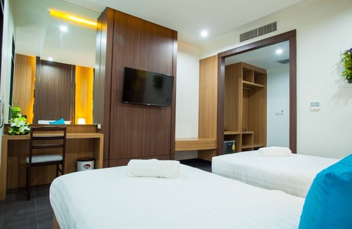 Mak Khaeng Hotel | Thanburi Hotel