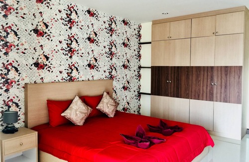 Ban Suan Hotel | Thani Residence