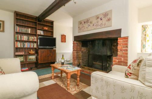 Buckland Newton House | Thatch Cottage