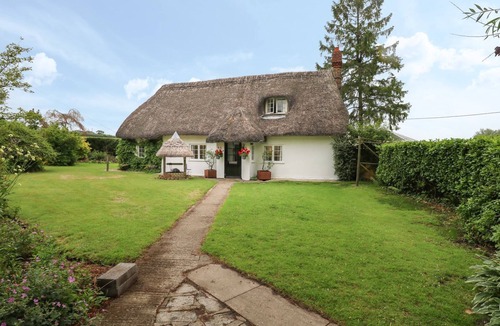 Buckland Newton Cottage | Thatch Cottage