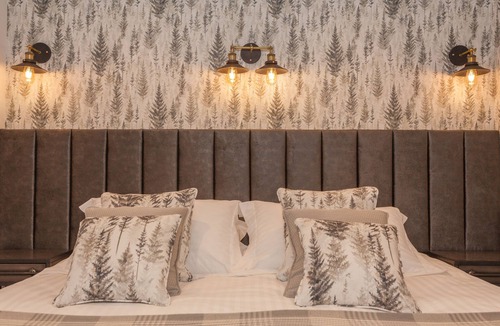 Ibsley Bed & Breakfast | Thatched Eaves