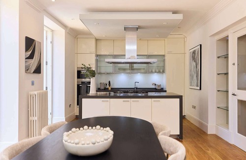 Hampstead Apartment | The 1788 Wood-Panelled Townhouse - Hampstead Heath