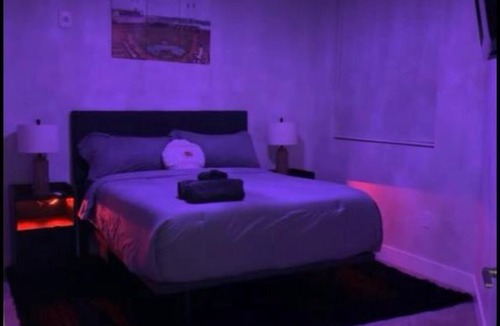 Central Business District Apartment | The 513 Flat! 1BR, 1Bath Apt with Pool and Riverfront View! Free Gated Parking! Only Steps from The banks & Stadiums!