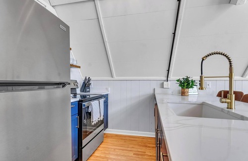 Bristol Ski Chalet | The A-Frame. Centrally located to downtown Bristol and the new Hard Rock Casino.