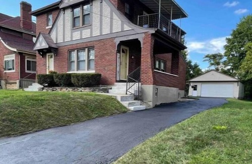 Roselawn Finance Apartment | The Abiding Place, warm & cozy 2-bedroom