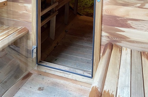 Roberts Creek Cottage | The Abode & Cedar Barrel Sauna in Robert's Creek