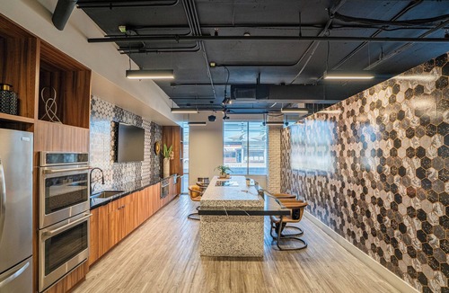 Tempe Hotel | The Access Upscale Stay with Pool-Gym-EV