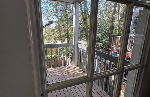 Matthews Beach Apartment | The Accessible Alcove: Accessible Studio Near UW & Seattle Hospitals w Garage
