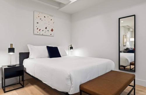 Pacific Heights Apartment | The Addison by Kasa | Welcoming Queen Studio | San Francisco