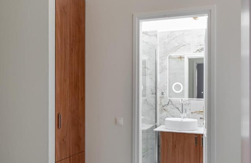 Plaka Apartment | The Aeolian
