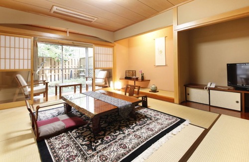 Shiobara-machi House | The Aizuya