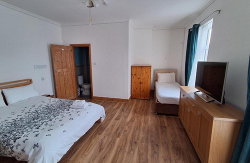 Gloucester Hotel | The Albert Hotel