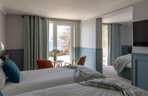 Freshwater Bay Hotel | The Albion