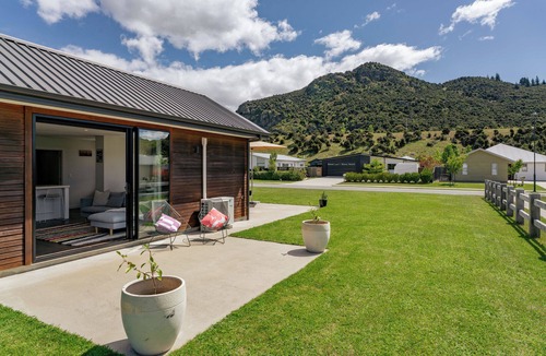 Albert Town House | The Alpine Patch - Wanaka Holiday Home