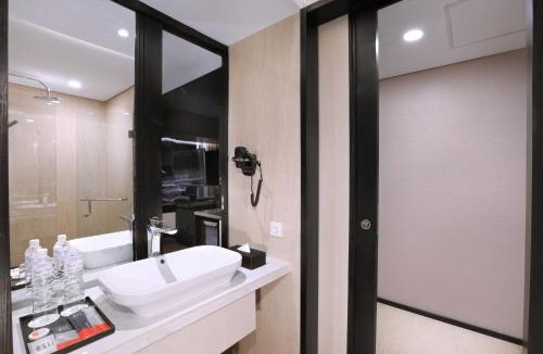 Palembang Hotel | The Alts Hotel