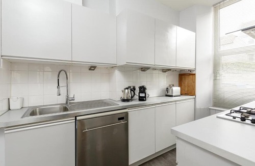 Dalry Apartment | The Angle Park Residence