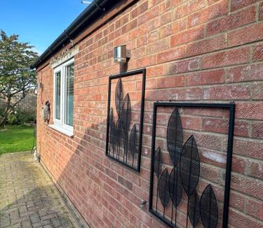 Grimsby Apartment | The Annexe