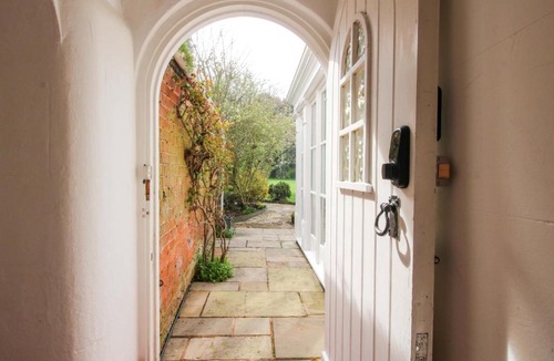 Albrighton Apartment | The Apartment at the Grey House