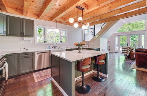 Gandeeville House | 'The Appalachian Hideaway' w/Hiking Trails & Deck