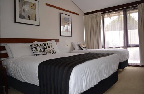 Batlow Hotel | The Apple Inn