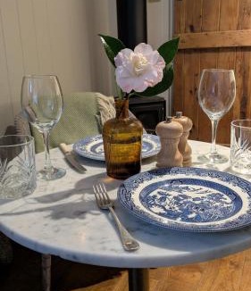 Falmouth Ski Chalet | The Applehay