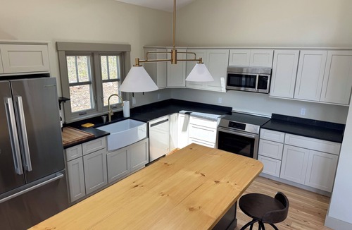 Appleton House | The Appleton Retreat - 1,500 acres Mid-Coast Maine rest & relaxation + hiking