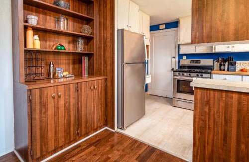Eugene House | The Atomic Room at The Mod Pod