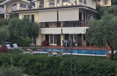 Albisano Apartment | The attic of Villa Ca ’Bianca 16