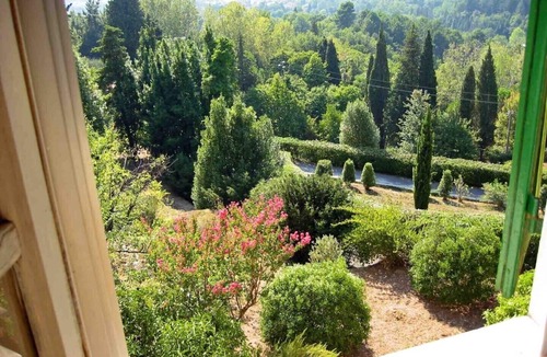 Camaiore Apartment | The Attic - panoramic, terrace, WiFi, A/C, pool, garden & private parking