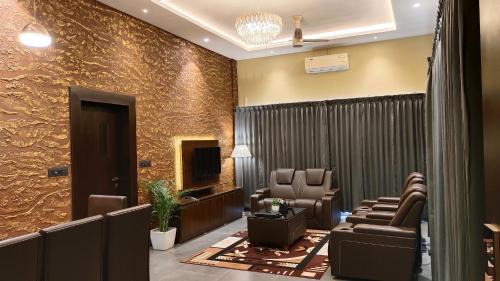 Subrahmanya Hotel | The Aurum Subrahmanya