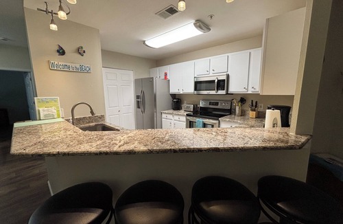 Clearwater Condo | The Avalon at Clearwater - Desirable FIRST FLOOR Unit - 2 Bedroom, 2 Bath -