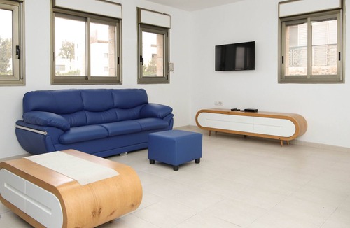Meqor Hayyim House | The Azure : Strictly Kosher 3 BR