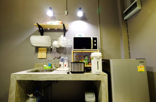 Si Phraya Hostel | The Backpack Hostel