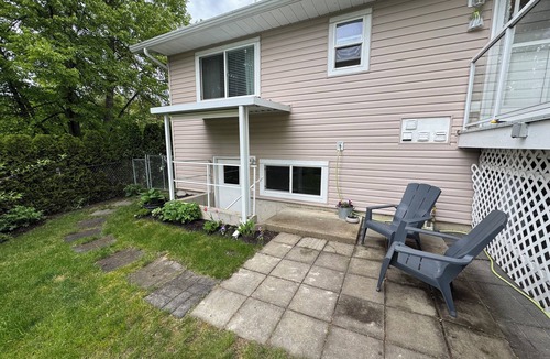 Salmon Arm House | The Backyard Suite