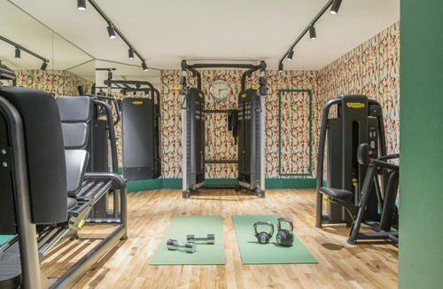 New Town Hotel | The Balmoral Hotel
