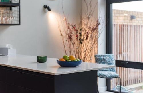 Westmarsh House | The Barn