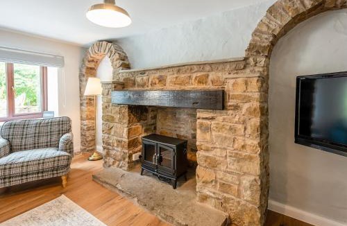 Hawes House | The Barn House