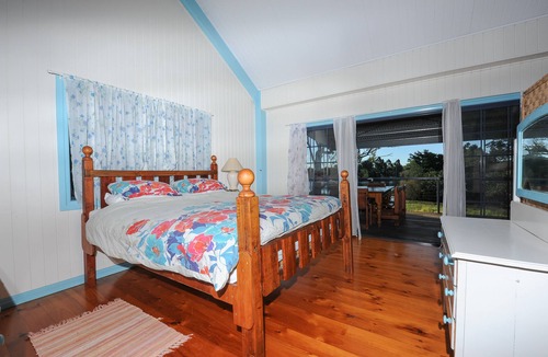 Mount Samson House | The Barn Loft - Dormitory - Style Accommodation