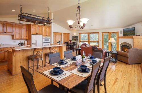 Sunset Ridge House | The Barn minutes from Winter Park
