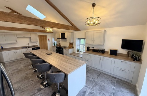 Fourstones Near Bentham Cottage | THE BARN, pet friendly, character holiday cottage in Settle